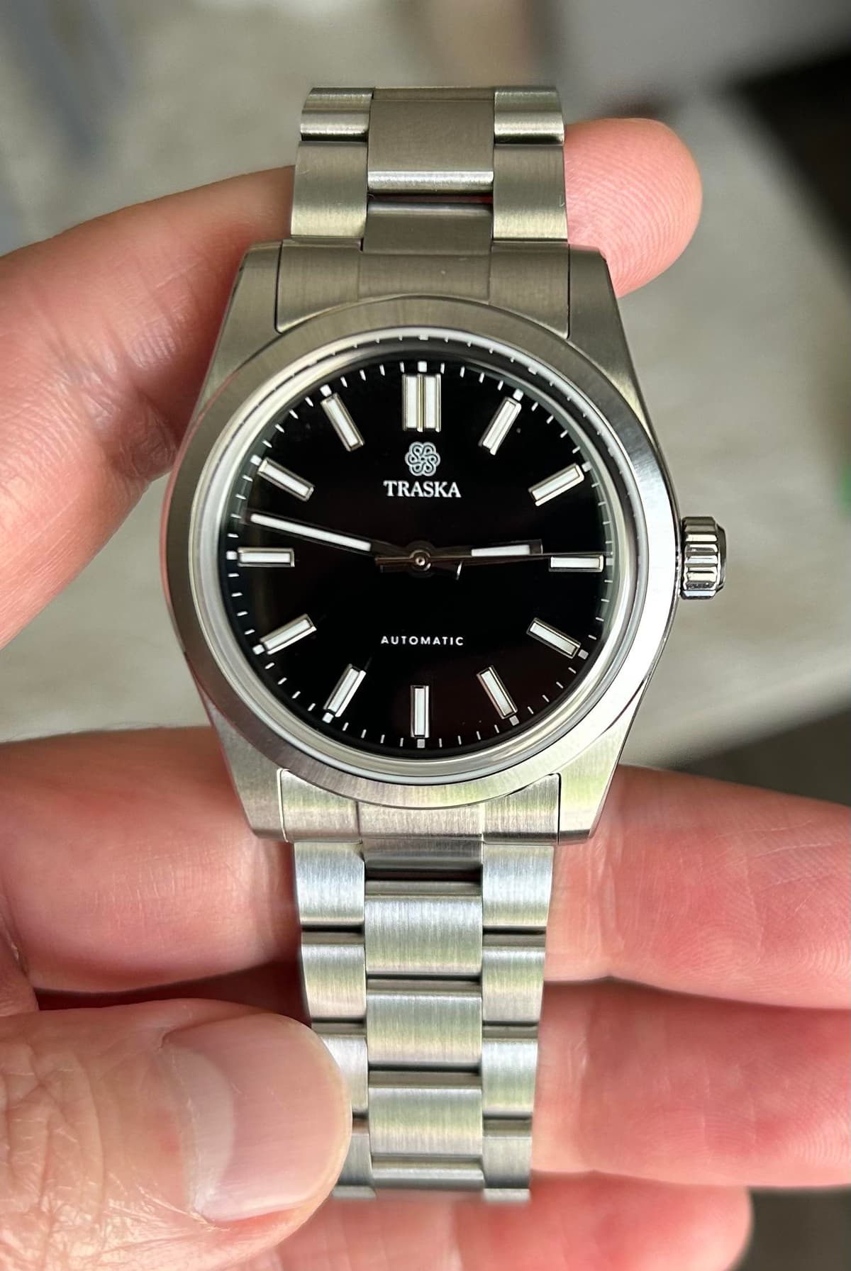 [WTS] Traska Commuter 36 carbon black, no date