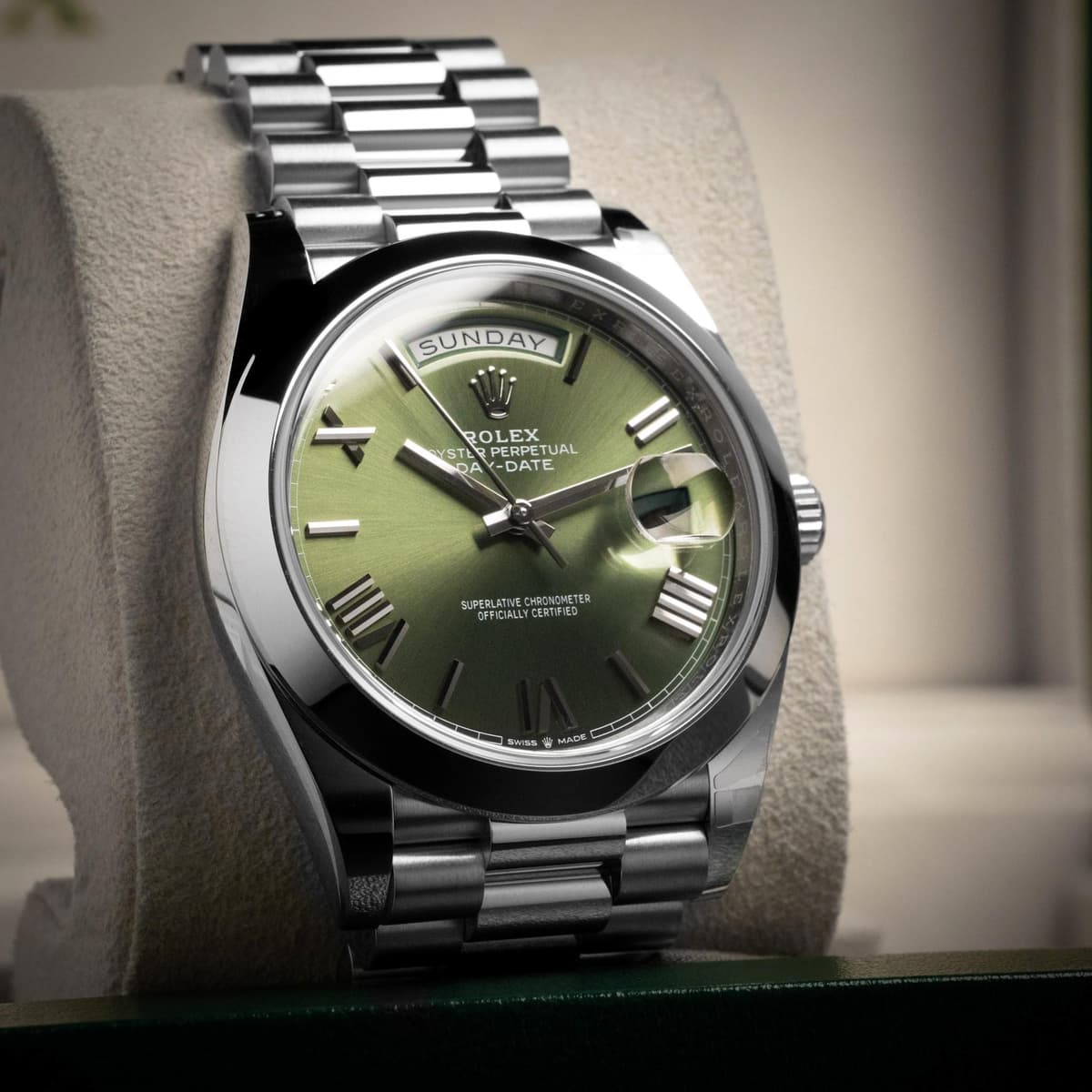 [WTS] 2021 Rolex Day-Date Platinum Olive Green Roman Numeral Dial - 228206 - Full Set Unpolished