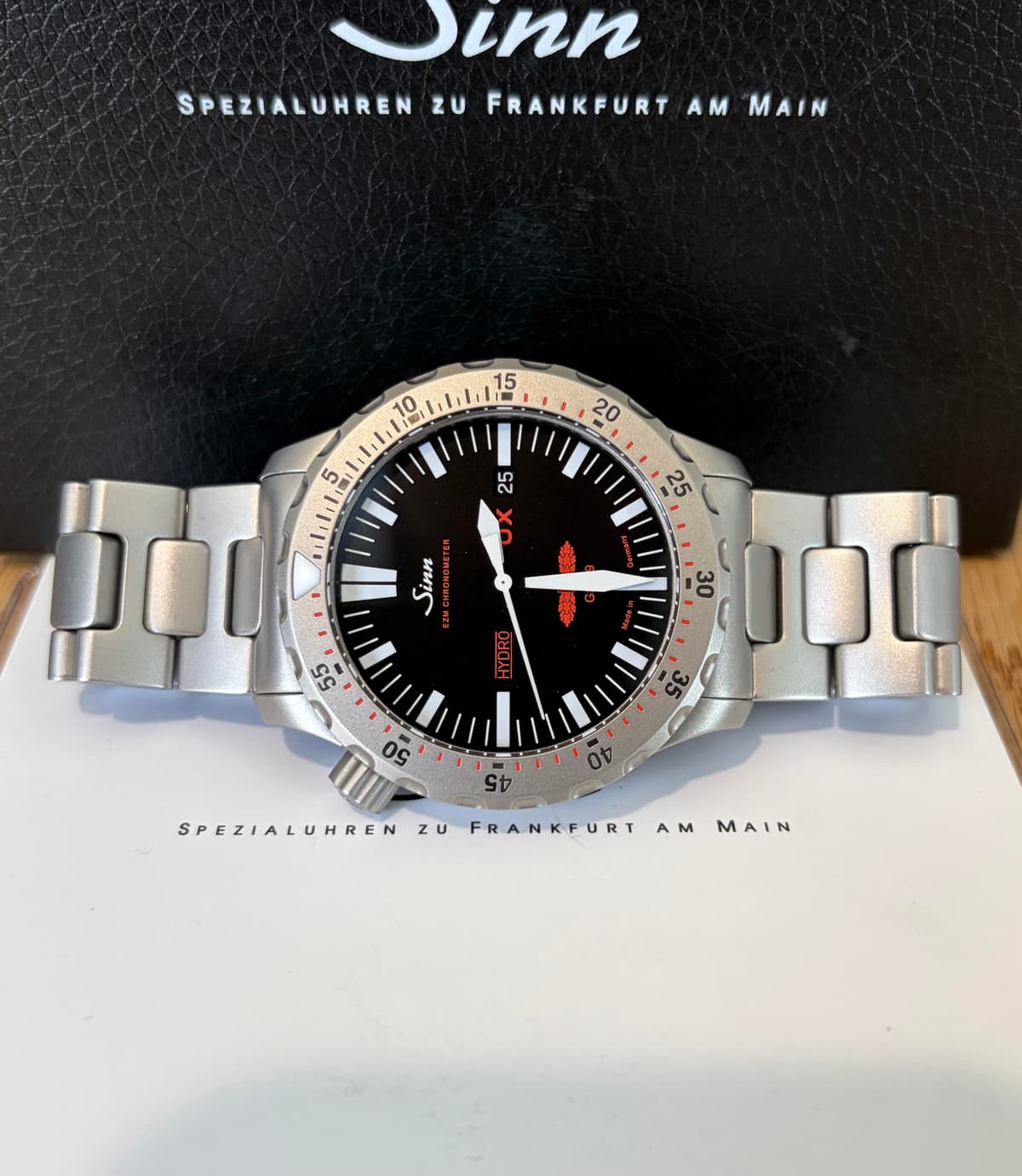 [WTS] Sinn UX GSG-9 Hydro on bracelet, full kit