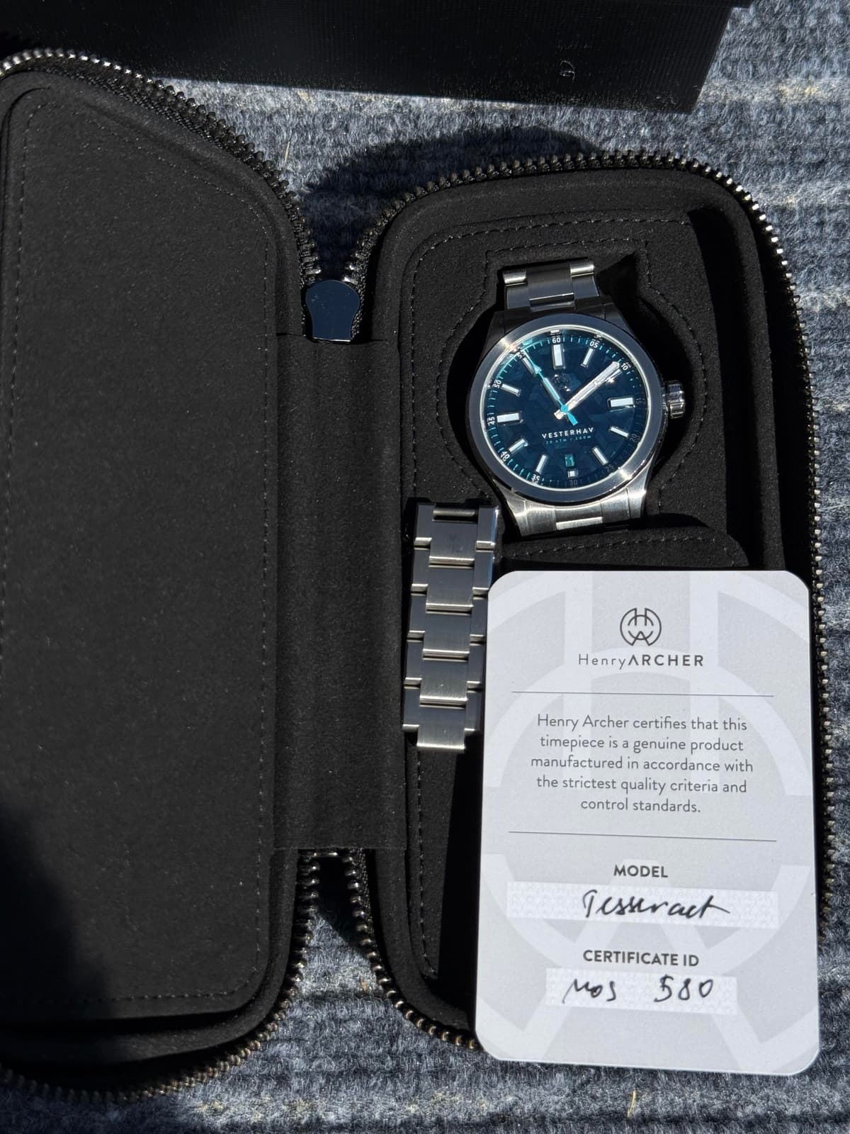 [WTS] Henry Archer Vesterhav Tesseract - 475$