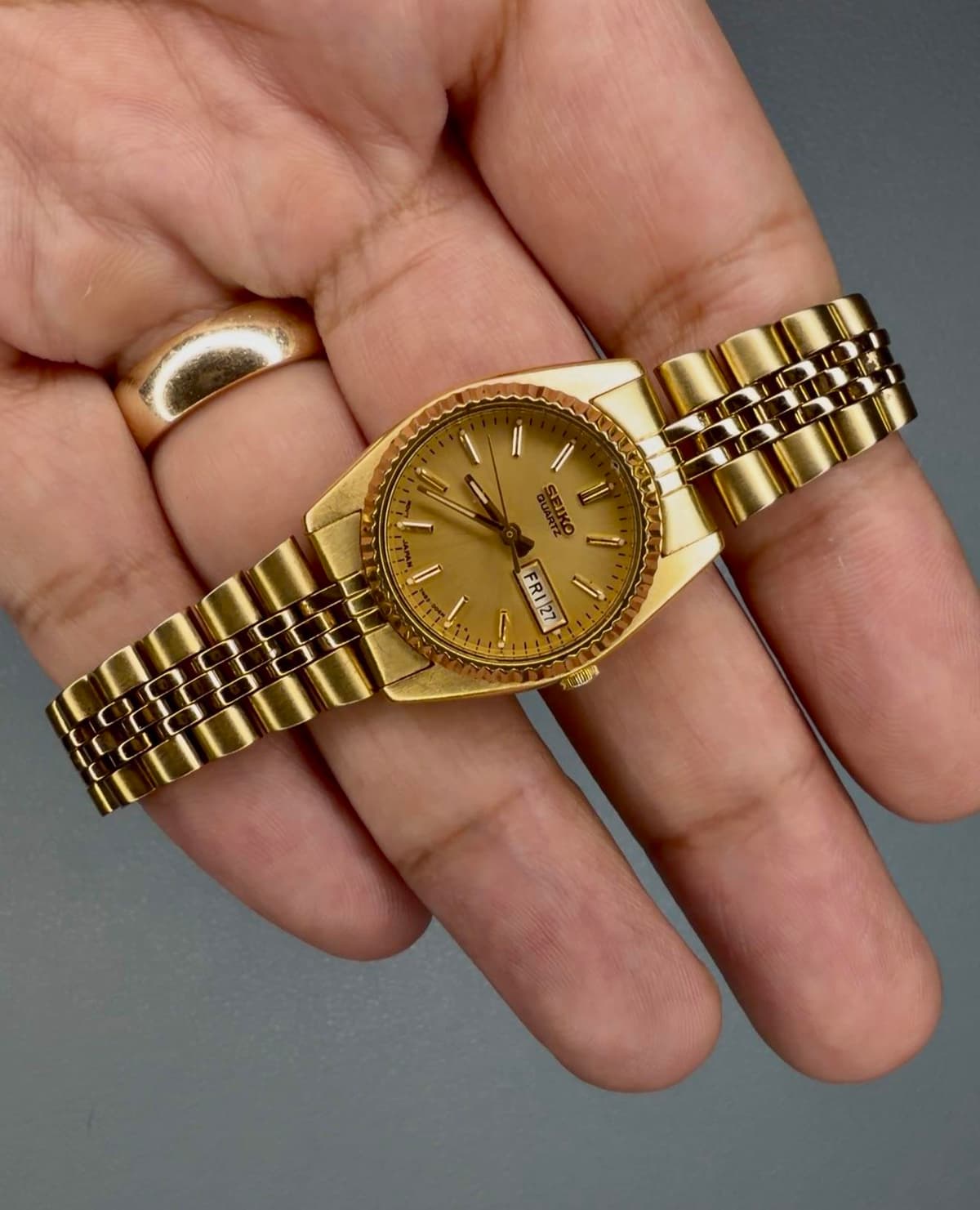 [WTS] Ladies Seiko 7N83 in Gold w/ Jubilee Bracelet - $117 [US]