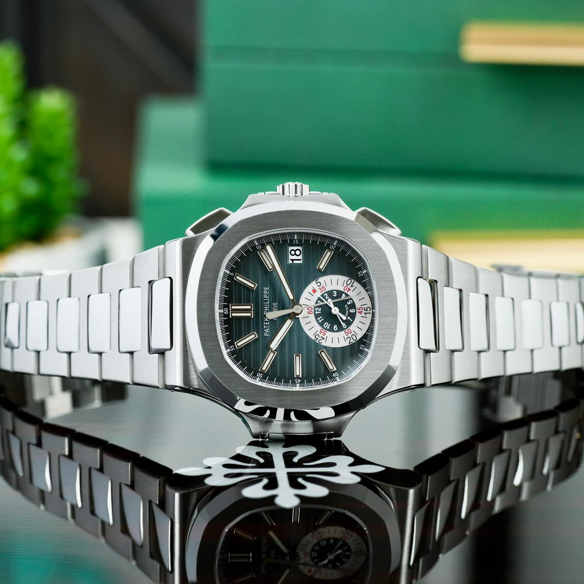 [WTS/WTT] Patek Philippe Nautilus 5980/1A-001 Blue Complete Set