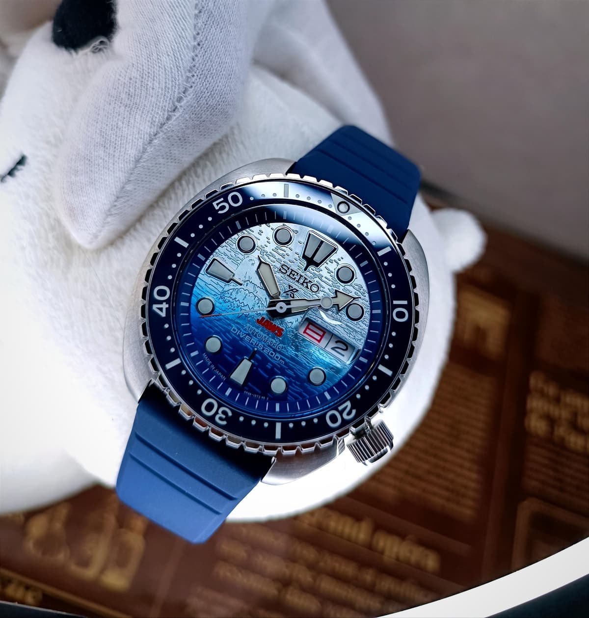 [WTS] Seiko Prospex SBDY137 “JAWS” 50th Anniversary Limited Edition | Like New | $820