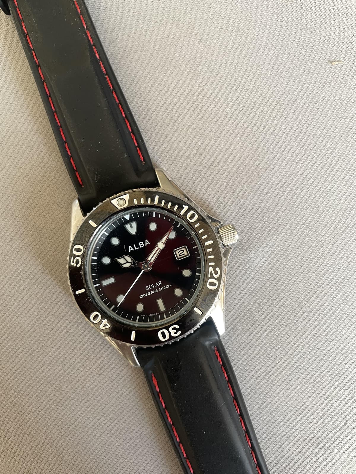 [WTS] ALBA (Seiko sub brand) Solar Diver v147