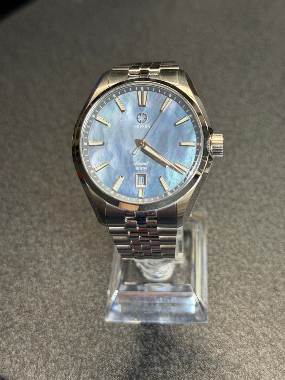 [WTS] Erebus Ascent 41mm Blue Mother of Pearl $400