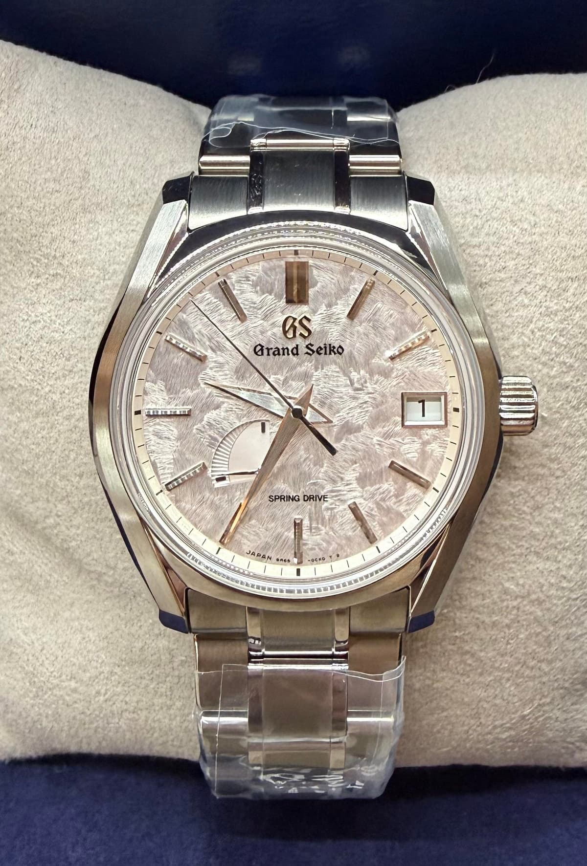 [WTS] Brand New Fully Stickered Grand Seiko Spring Drive Heritage Shunbun SBGA413