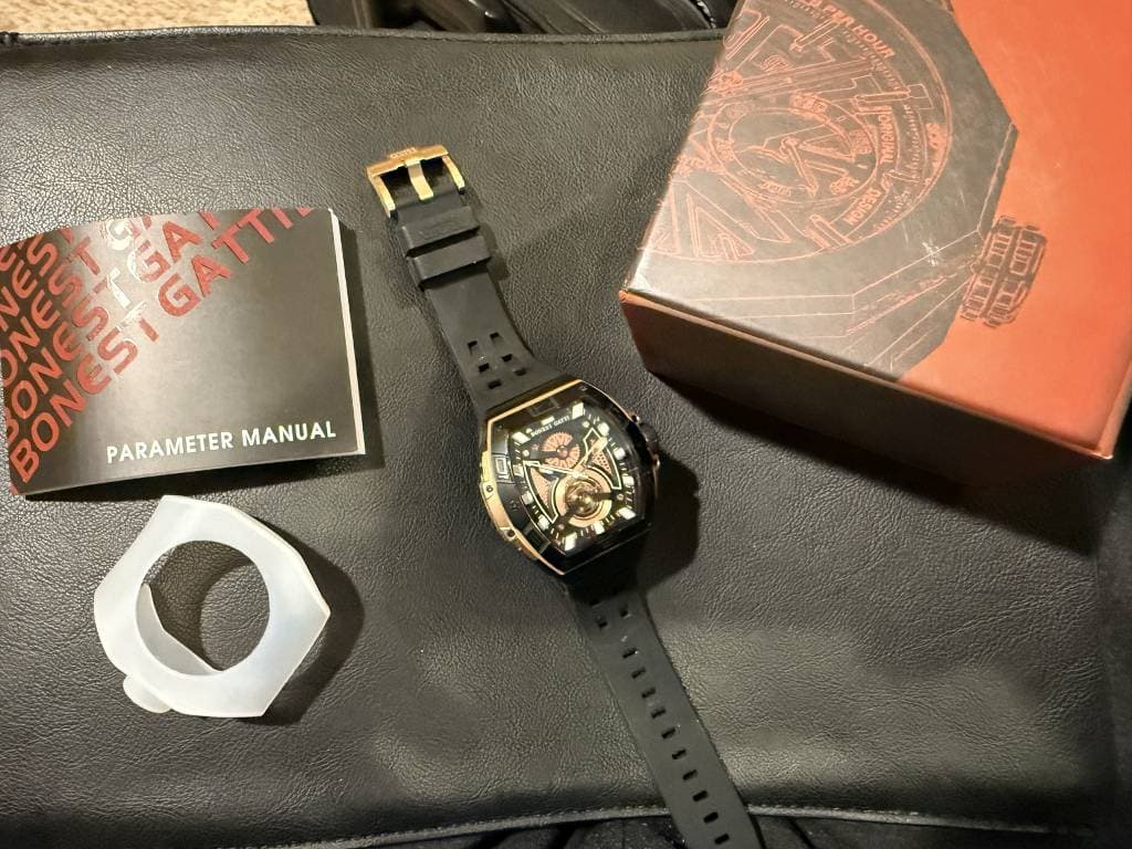 FS Bonest Gatti Rose Gold and Black Automatic Tonneau 5701.C - $210