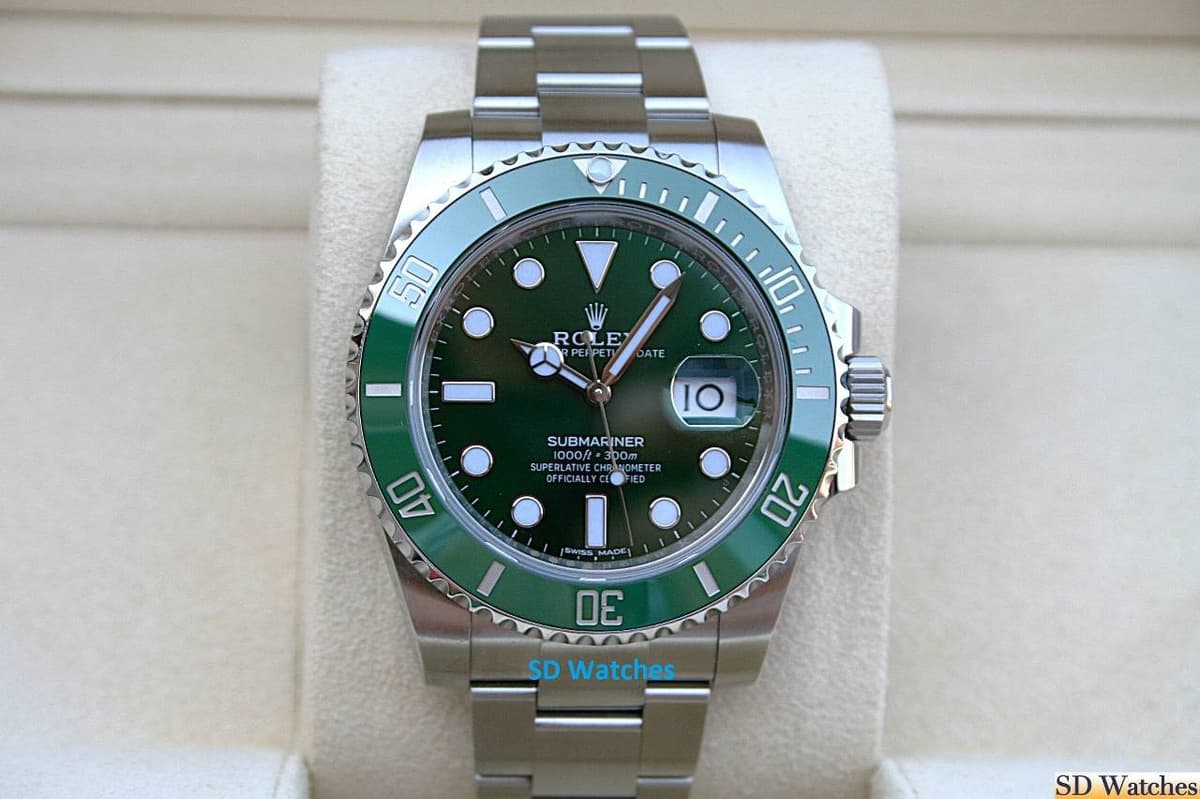 FS: ROLEX 116610LV GREEN SUBMARINER WATCH HULK