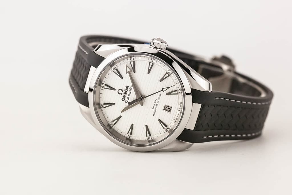 fsot - Omega Aqua Terra 8800 - 38mm - White Diver - 220.12.38.20.02.001 (new / 2026)