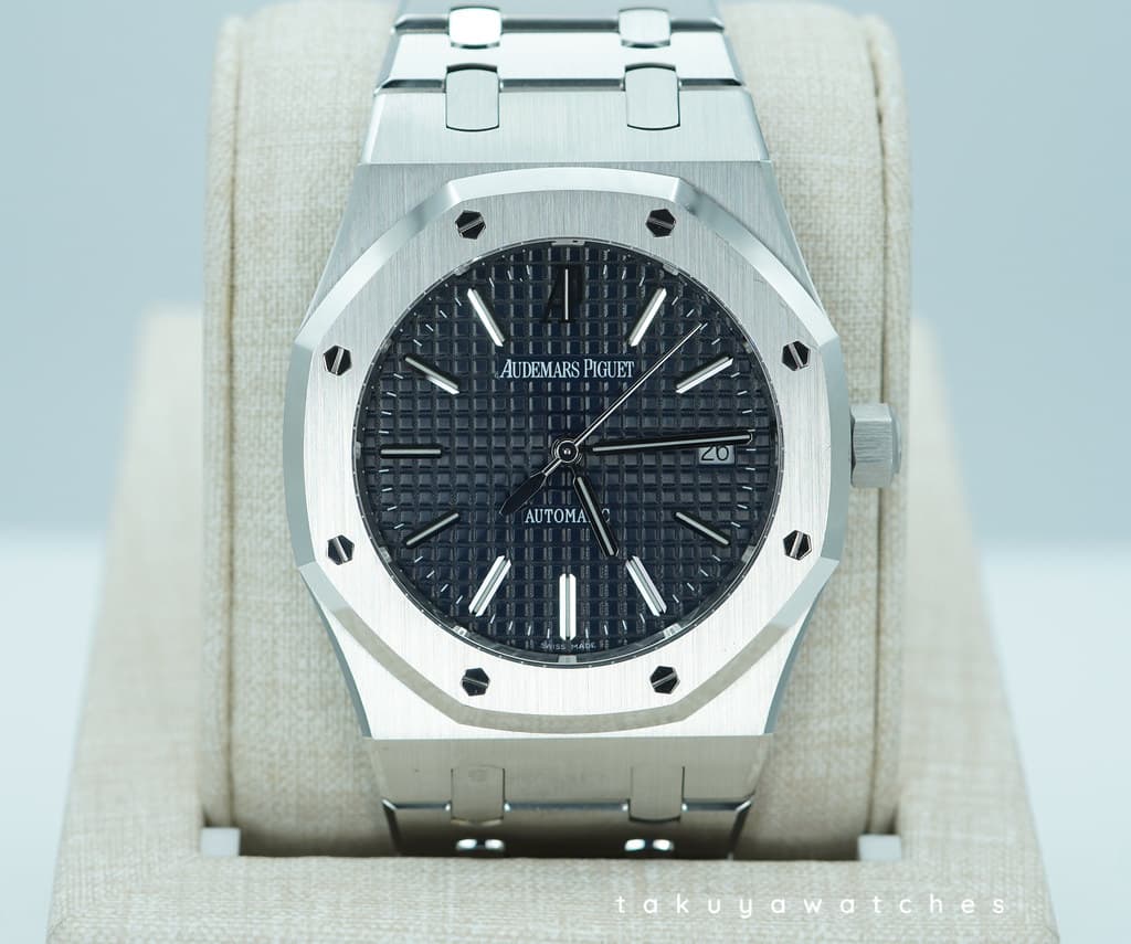 FSOT: Audemars PIGUET ROYAL OAK 15300ST BLUE DIAL 39MM SERVICED BOXES PAPERS
