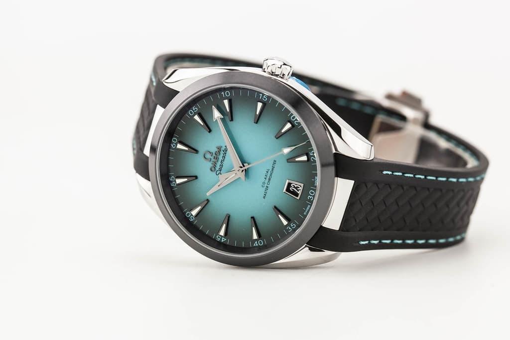 fsot - Omega Aqua Terra 8900 - Turquoise / Black Ceramic - 220.32.41.21.03.001 (new)