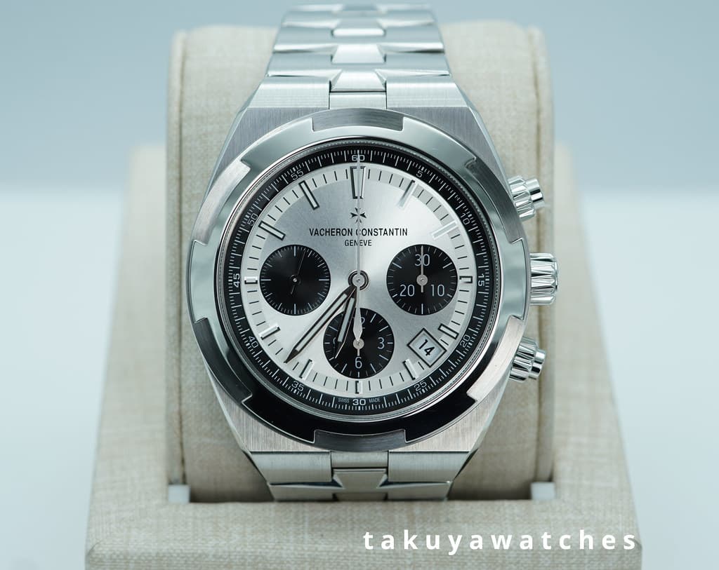 FSOT: Vacheron CONSTANTIN OVERSEAS CHRONOGRAPH 5520V PANDA DIAL NEW MODEL FULL SET