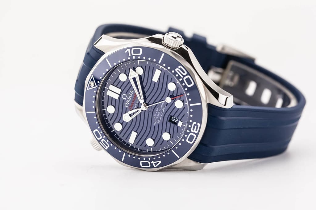 fsot - Omega Seamaster 300 - Diver - Blue Dial - 210.32.42.20.03.001 ( unworn )