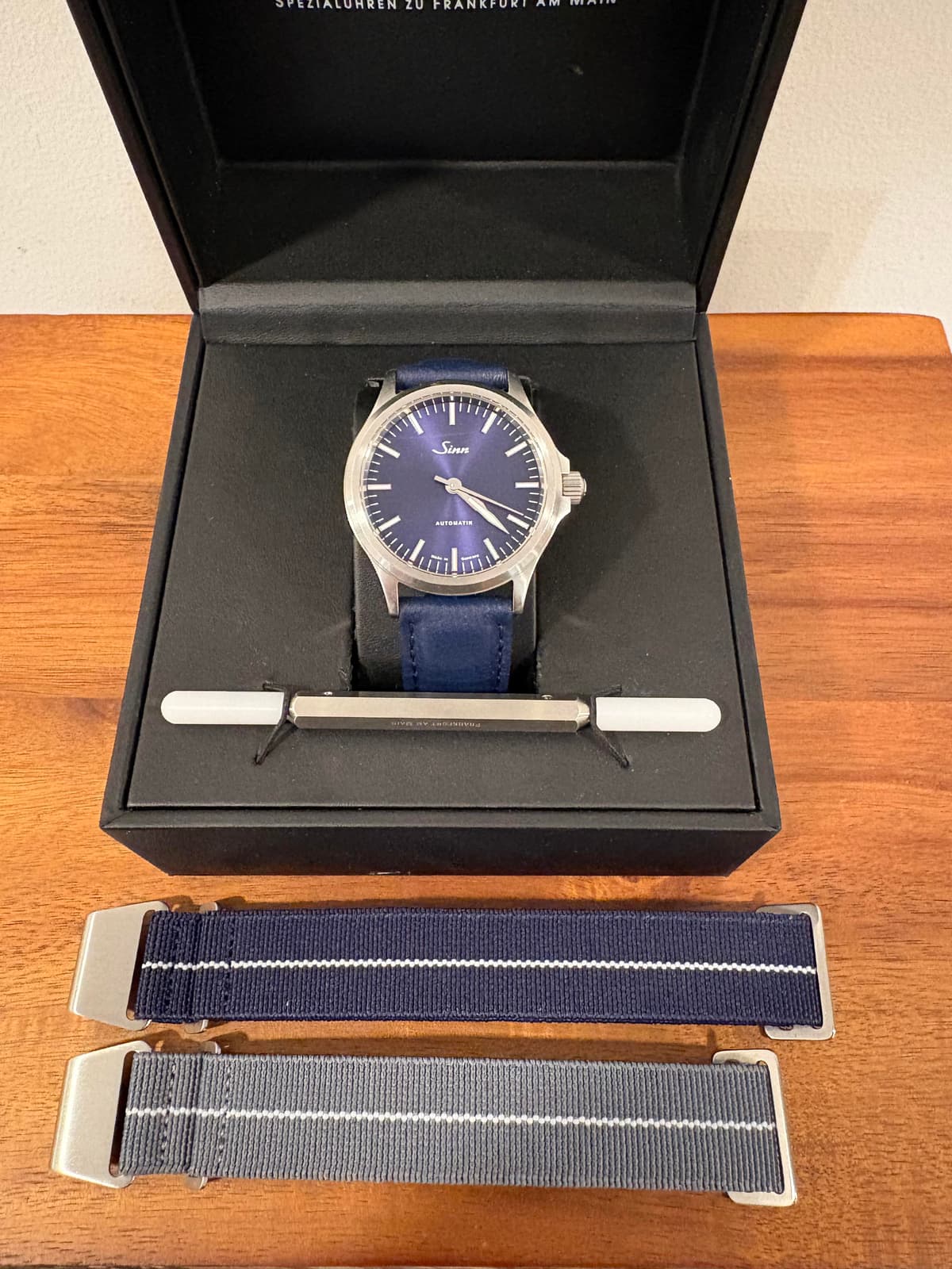 [WTS/WTT] SINN 556i Blue - Including New MN Straps