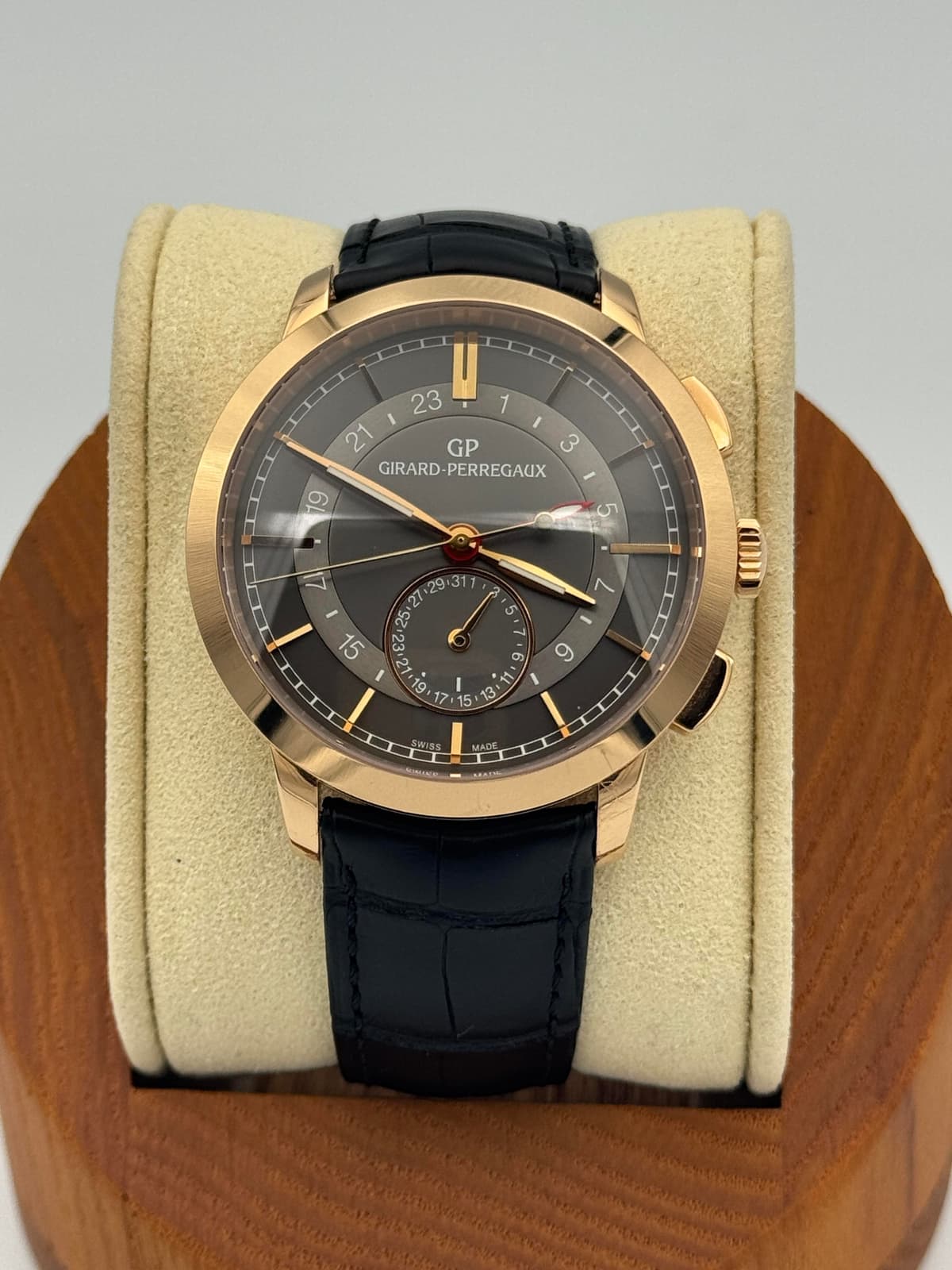 [WTS] The perfect dress watch: Girard Perregaux 1966 Dual Time 18k Gold