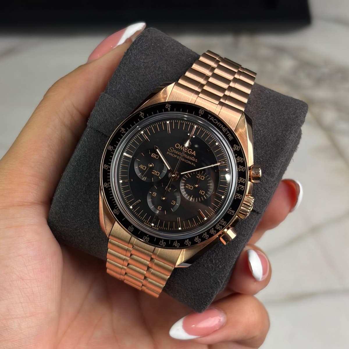 [WTS] 2025 Omega Speedmaster Sedna Gold 310.60.42.50.01.001 — Like New Condition, Box & Papers