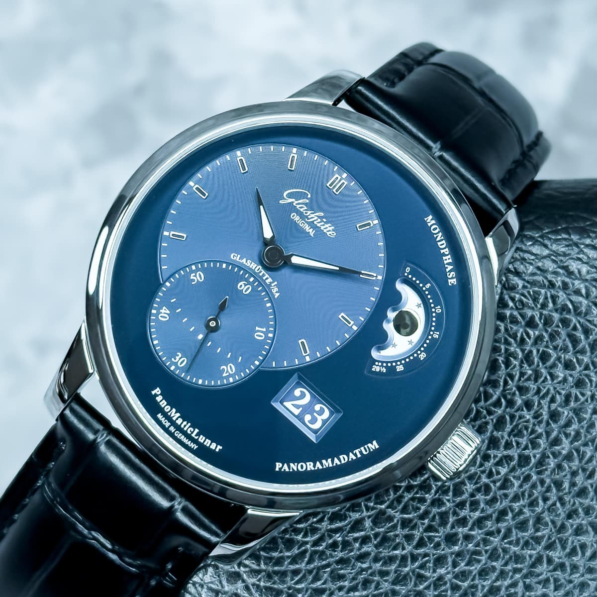 [WTS] 2025 Glashutte Original PanoMaticLunar Moonphase blue dial reference 1-90-02-46-32-61 box and papers