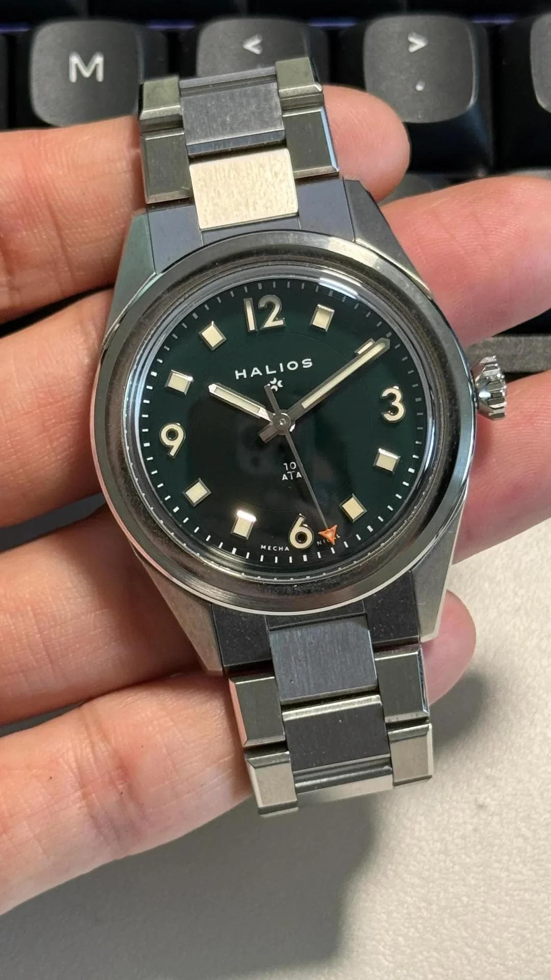 [WTS] Halios Universa Huckberry LE of 50