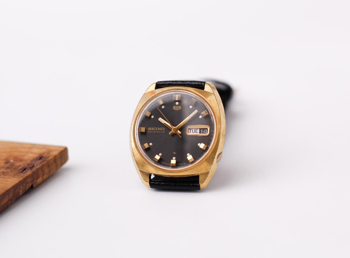 [WTS] Serviced 1969 Seiko 5 Automatic Charcoal Sunburst Dial Men's Wrist-Watch $189