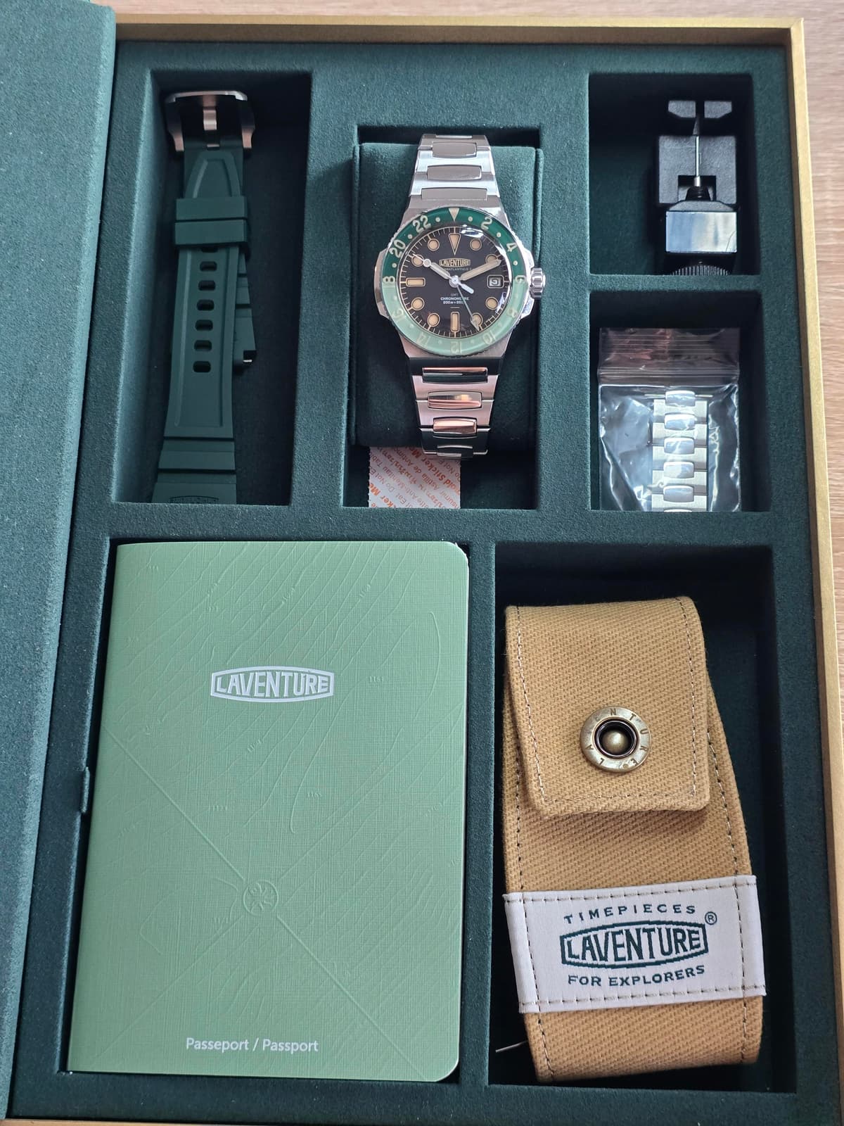 [WTS] Laventure transatlantique II gmt complete full set 2025 strap and bracelet $5,500 ($ reduced)