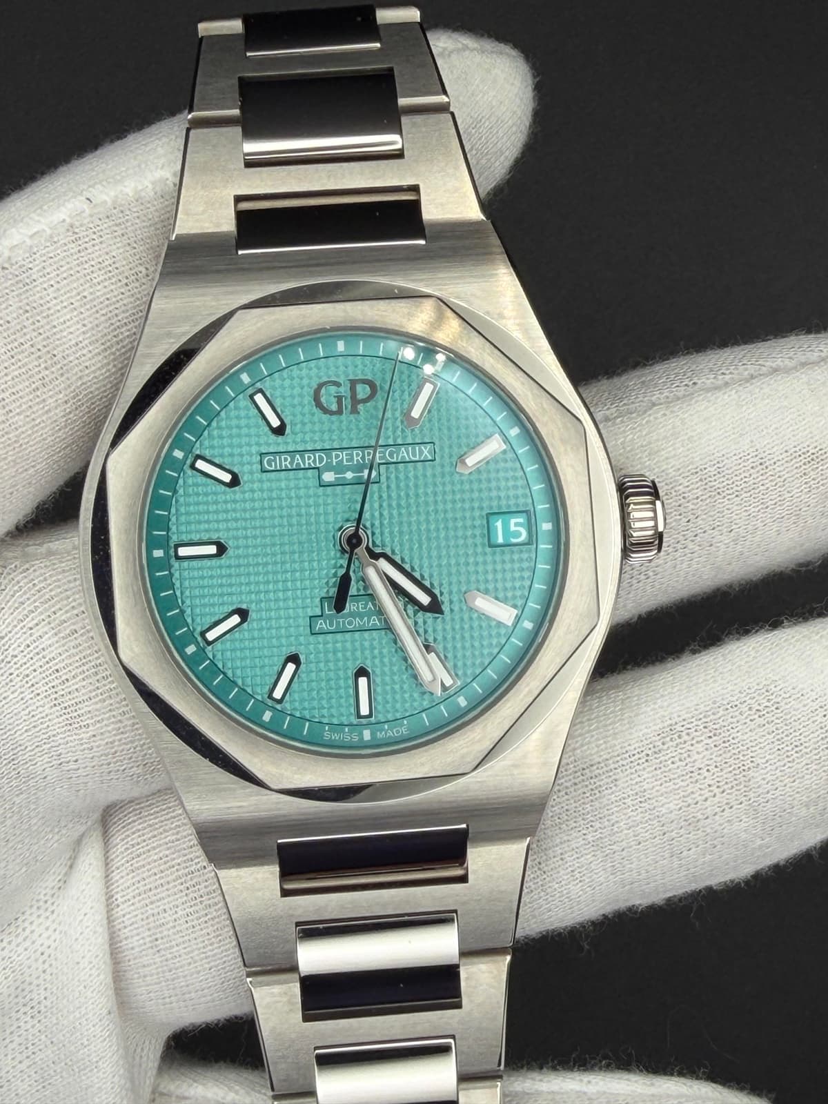 [WTS] Girard-Perregaux Laureato 42mm Ref. 81010-11-3152-1GM50 “Turquoise Dial” – Limited to 50 – 2026 Unworn 14000$