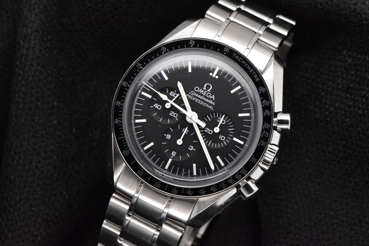 [WTS] Omega Speedmaster Professional Moon Watch 42mm Steel 311.30.42.30.01.005 Box & Manual