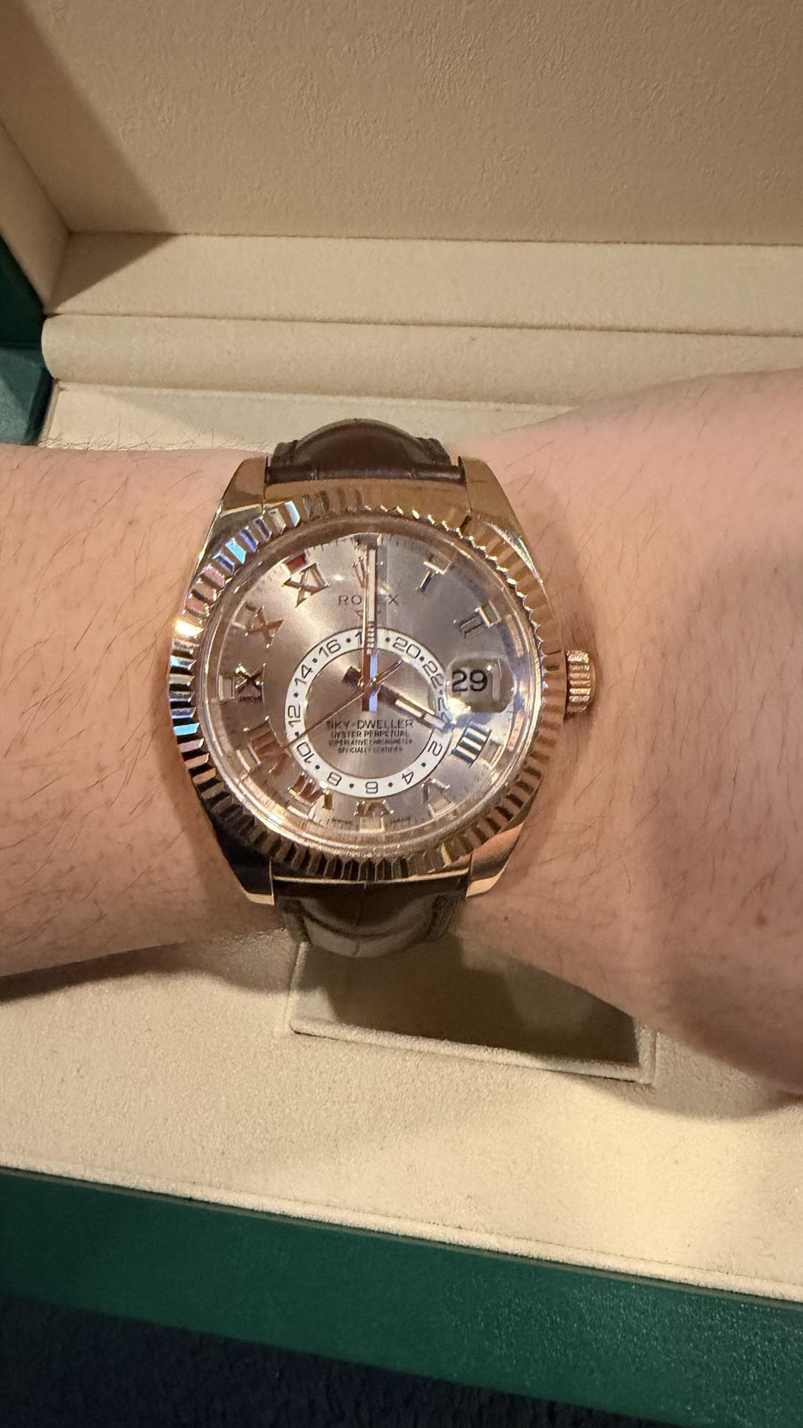 [WTS] Rolex Sky-Dweller 326135