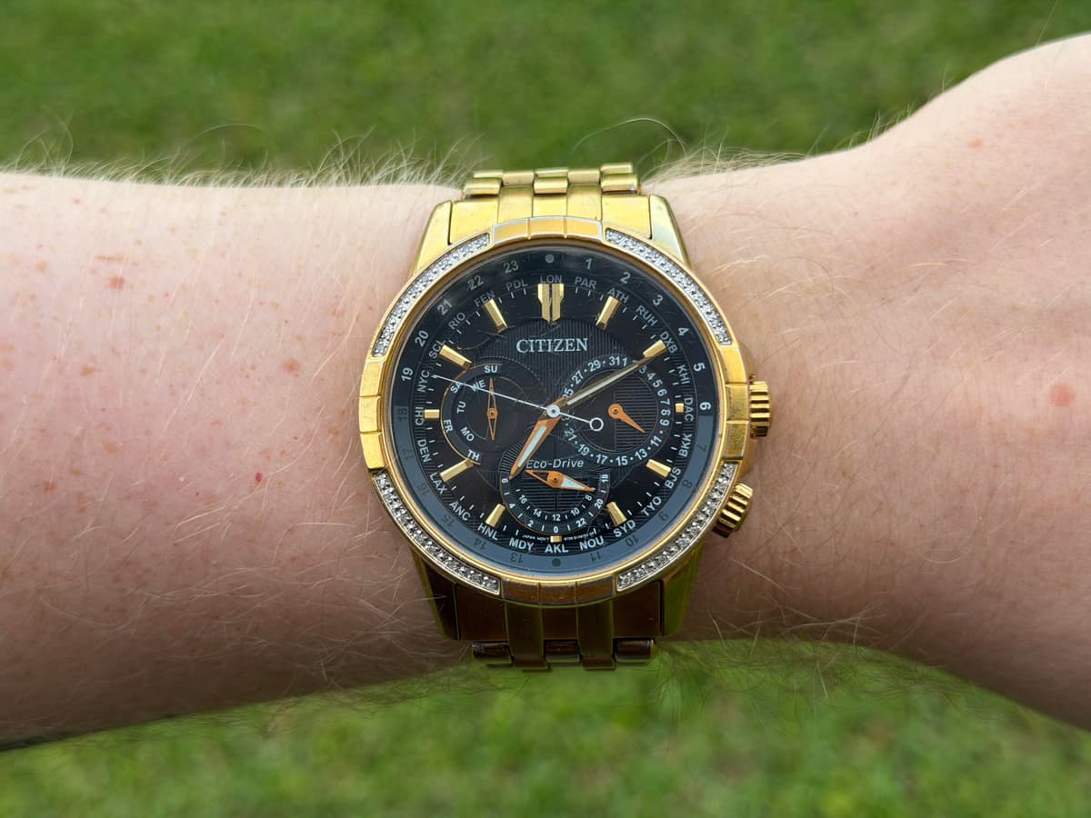 [WTS] Gold Tone Citizen EcoDrive Calendrier BU2082-56E - $120 SHIPPED CONUS!