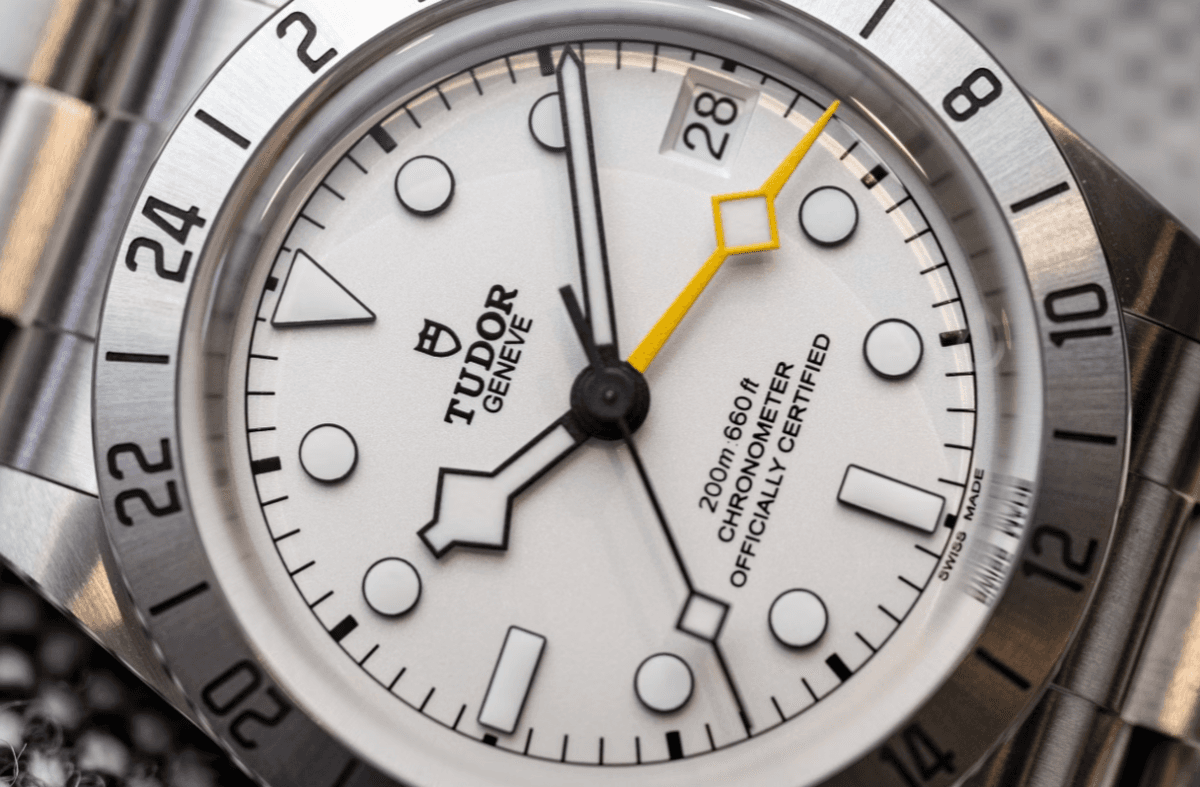 FS : 2025 Tudor Black Bay Pro Opaline (M79470-0004)