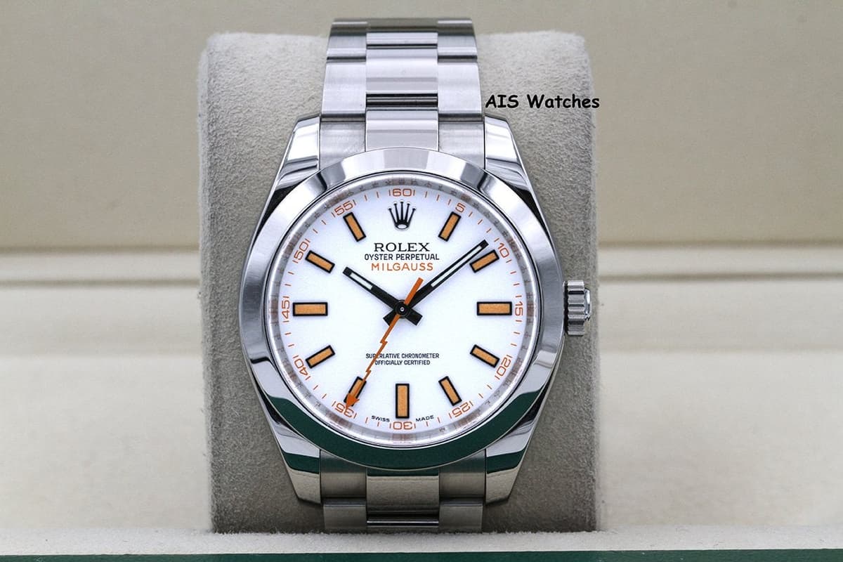 FSOT: Rolex Milgauss 116400 White Dial M Serial Box & Papers
