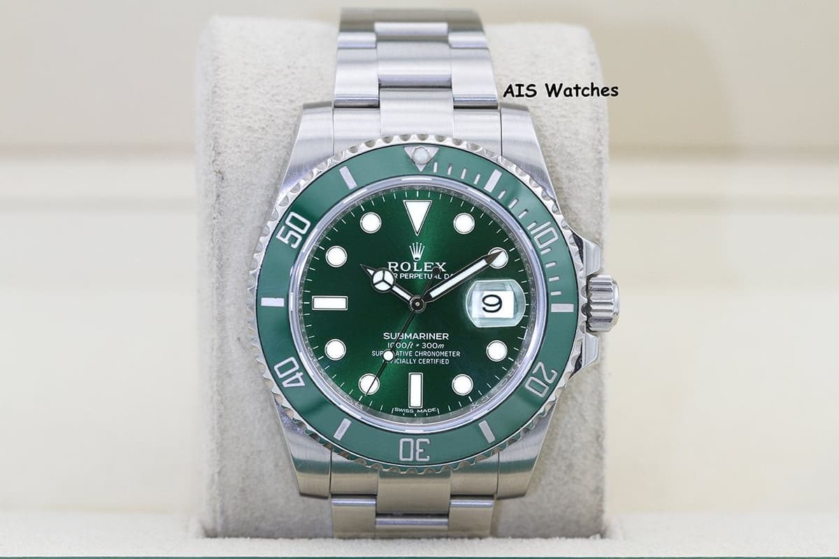 FSOT: Rolex Submariner 116610LV HULK Green Dial and Ceramic Bezel 2017 Box & Paper