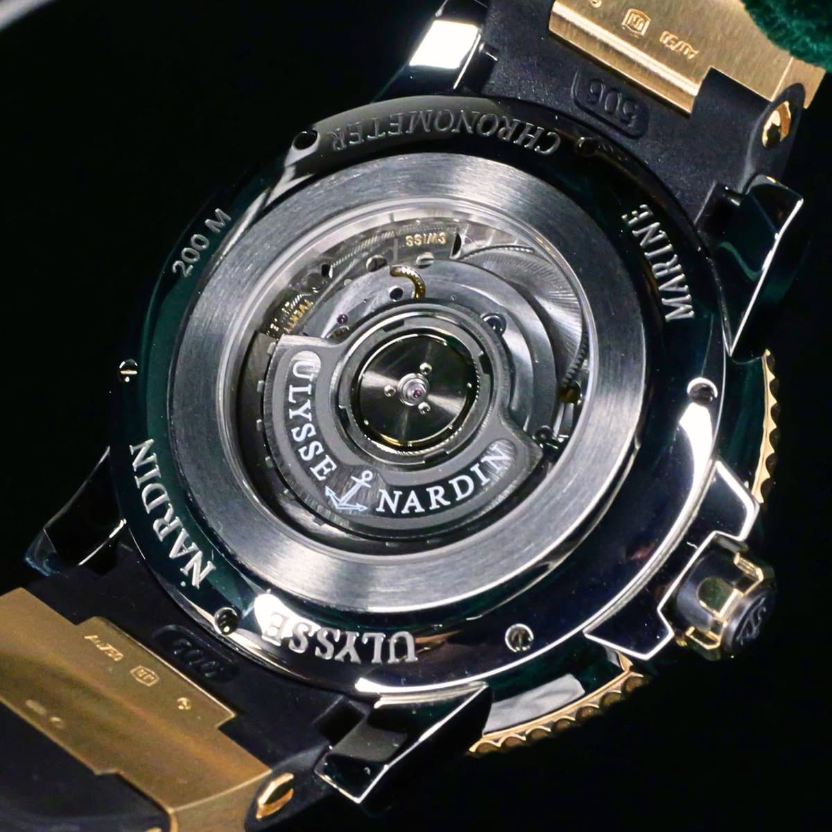 FSOT: Ulysse Nardin Maxi Marine Diver Silver Wave Dial Black Rubber Strap Two-Tone Gold Stainless Steel 45mm MINT CONDITION COMPLETE SET 265-90