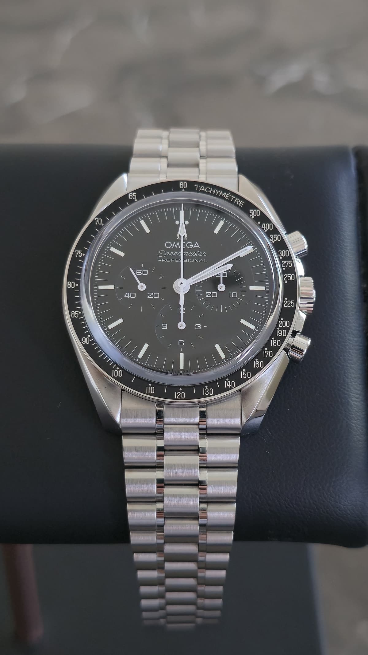 FS:  Omega Speedmaster Moonwatch Professional Sapphire 310.30.42.50.01.001, Complete