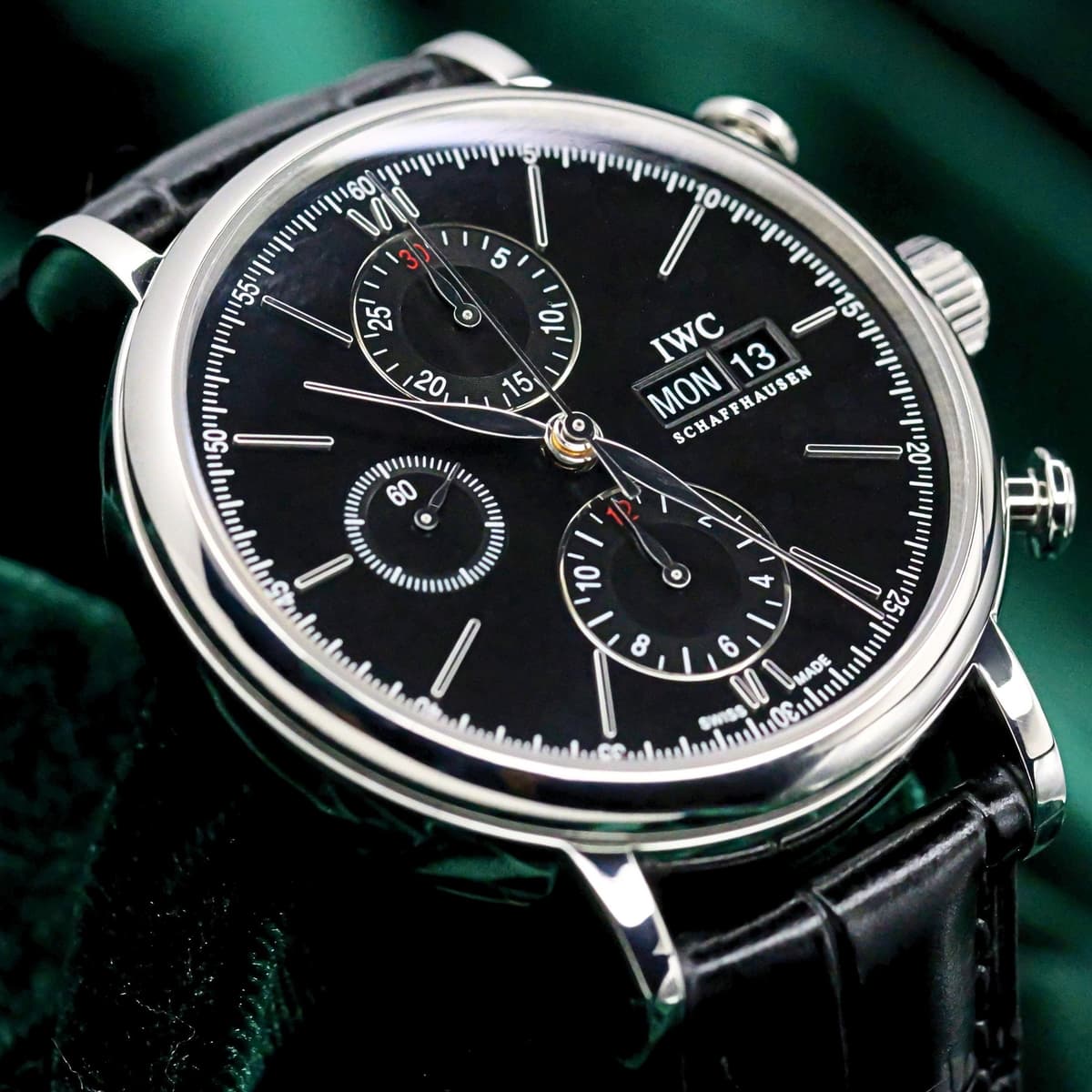 FSOT: IWC Portofino Chronograph Black Dial Alligator Strap 42mm MINT CONDITION COMPLETE SET IW391008