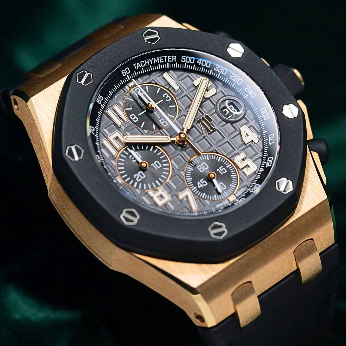 FSOT: NEW UNWORN Audemars Piguet Royal Oak Offshore Chronograph “Rubber Clad” Grey Dial Black Rubber Leather  18K Rose Gold 42mm 26238OK.OO.A002CA.01