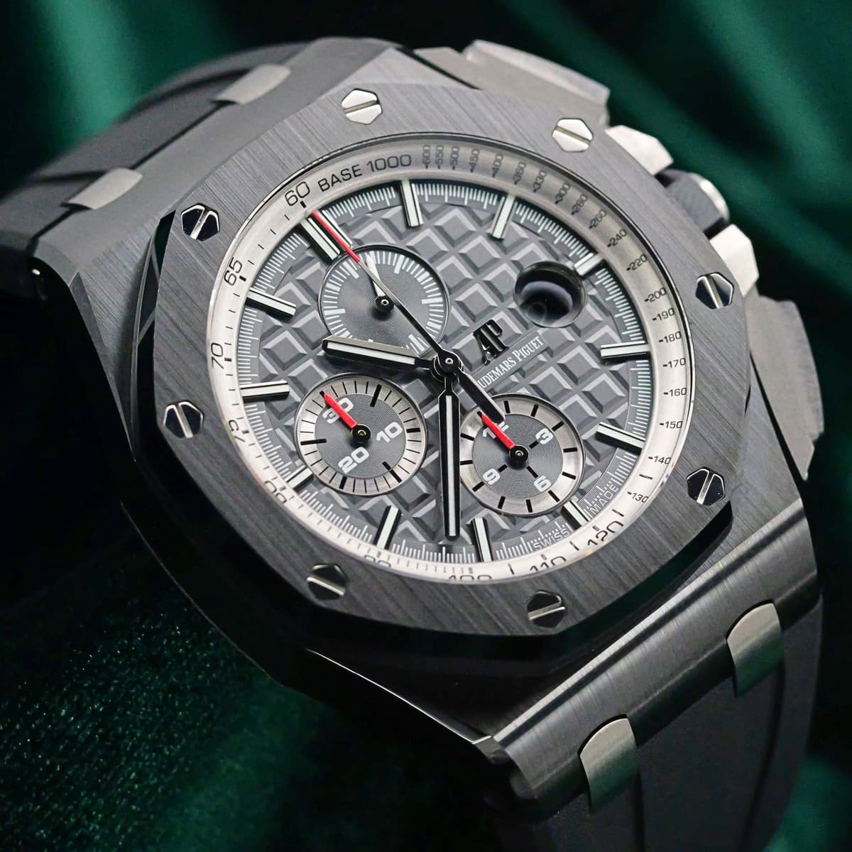 FSOT: Audemars Piguet Royal Oak Offshore Chronograph Grey Dial Black Ceramic Bezel Black Rubber Strap Ceramic 44mm MINT CONDITION COMPLETE SET 26405CE