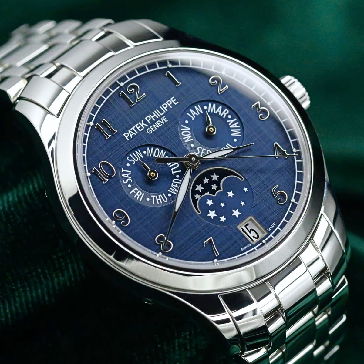FSOT: 2025 Patek Philippe Annual Calendar Moon Phase Blue Dial Stainless Steel 38mm MINT CONDITION COMPLETE SET 4947/1A-001