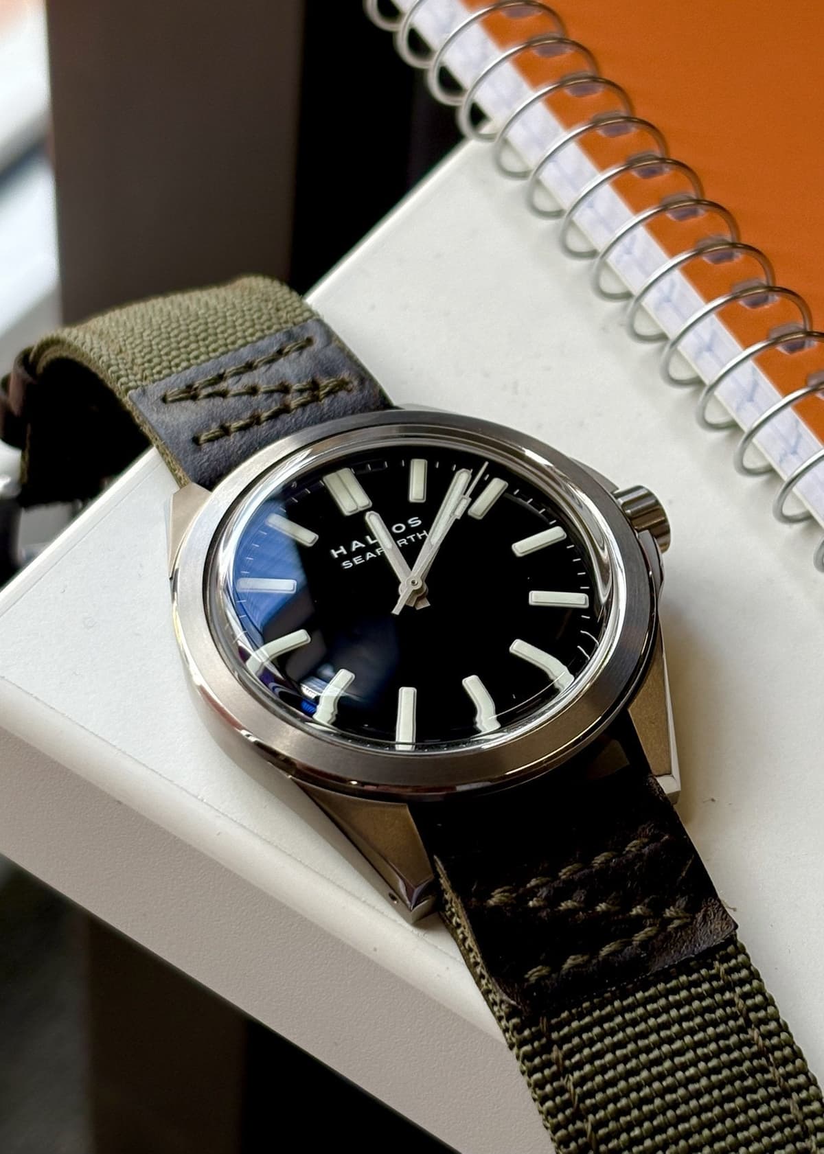 WTS - Halios Seaforth IV Titanium Smooth Bezel NFB Dial