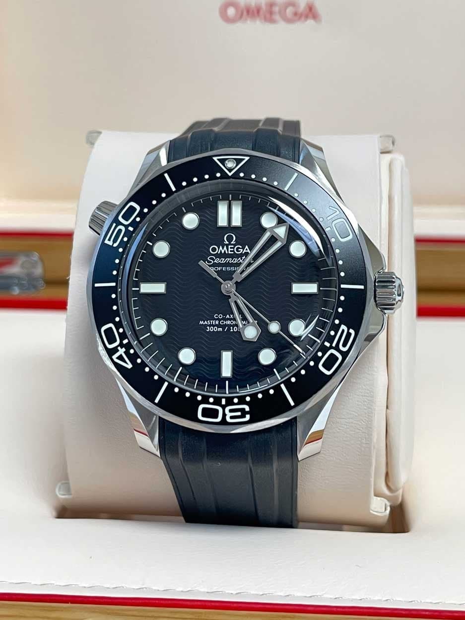 FS: Omega Seamaster Diver 300m Black 210.32.42.20.01.003 2025