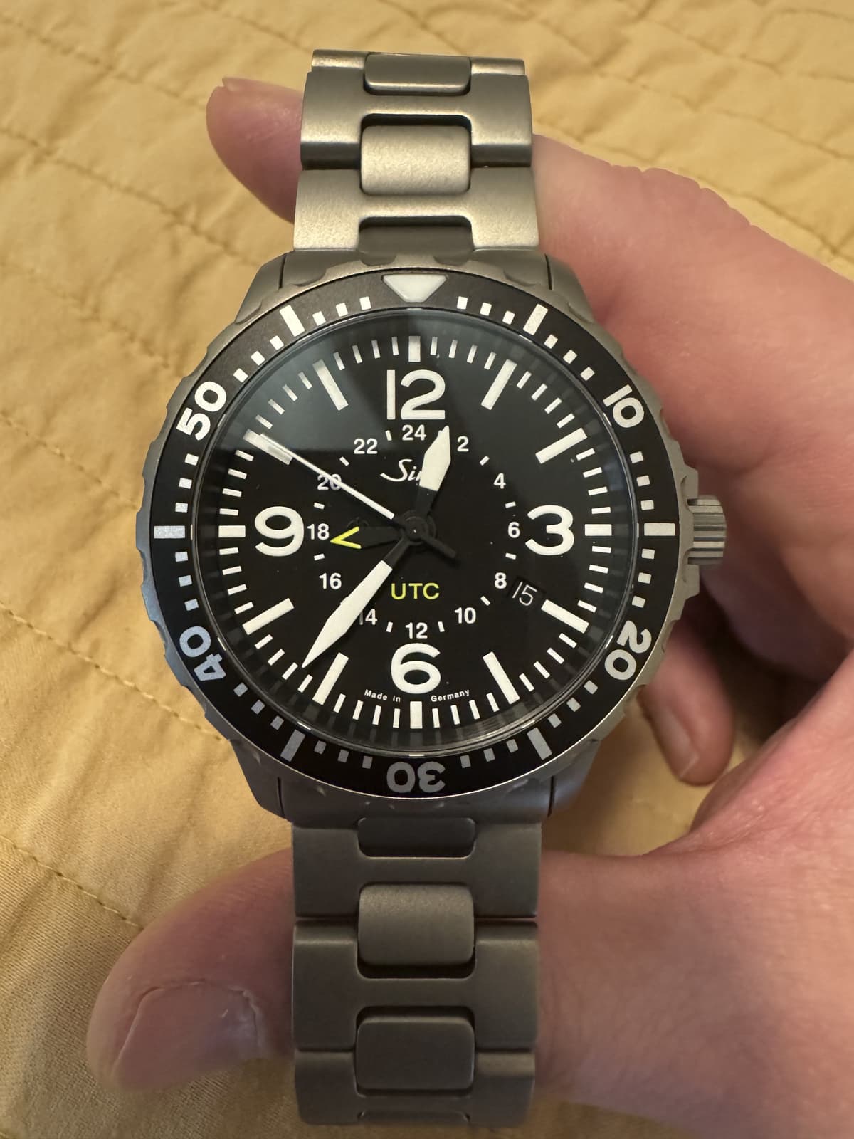 Sinn 857 UTC fully tegimented *immaculate*