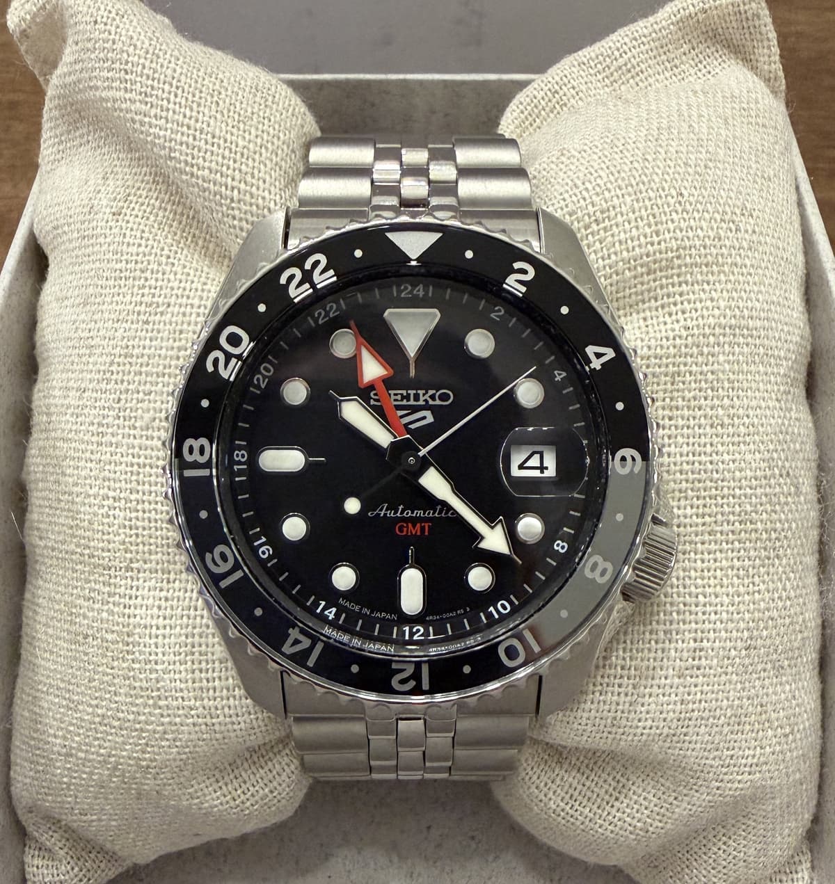 Seiko 5 SSK001 GMT (US)