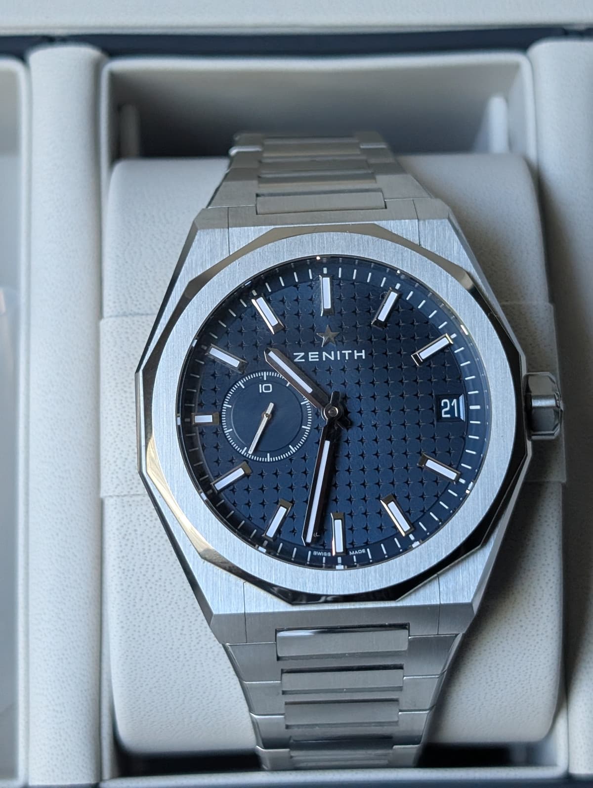 Mint Zenith Defy Skyline Blue 2026