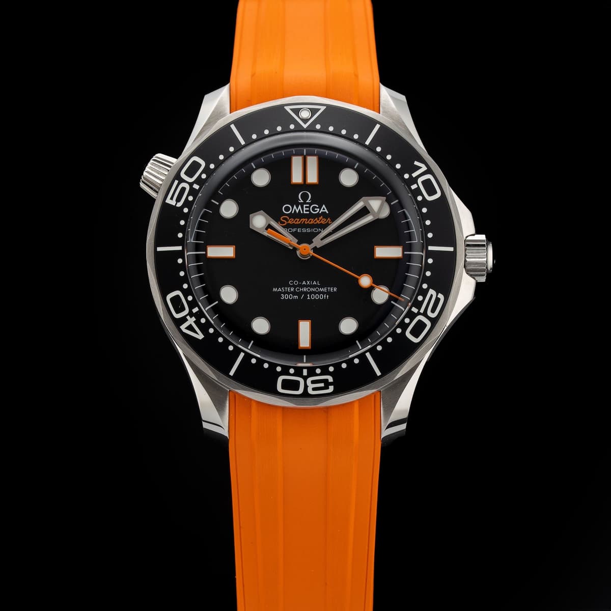 FS: Omega Seamaster Diver 300M Orange 210.32.42.20.01.006
