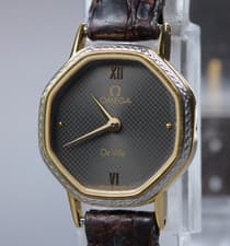 1983 Near MINT OMEGA De Ville 20mm 591.0257 Quartz Black Roman Women's Vintage