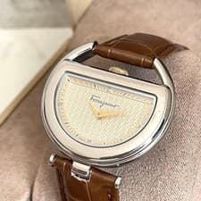 Salvatore Ferragamo Quartz Watch Brown Leather 4P Diamond Buckle Used
