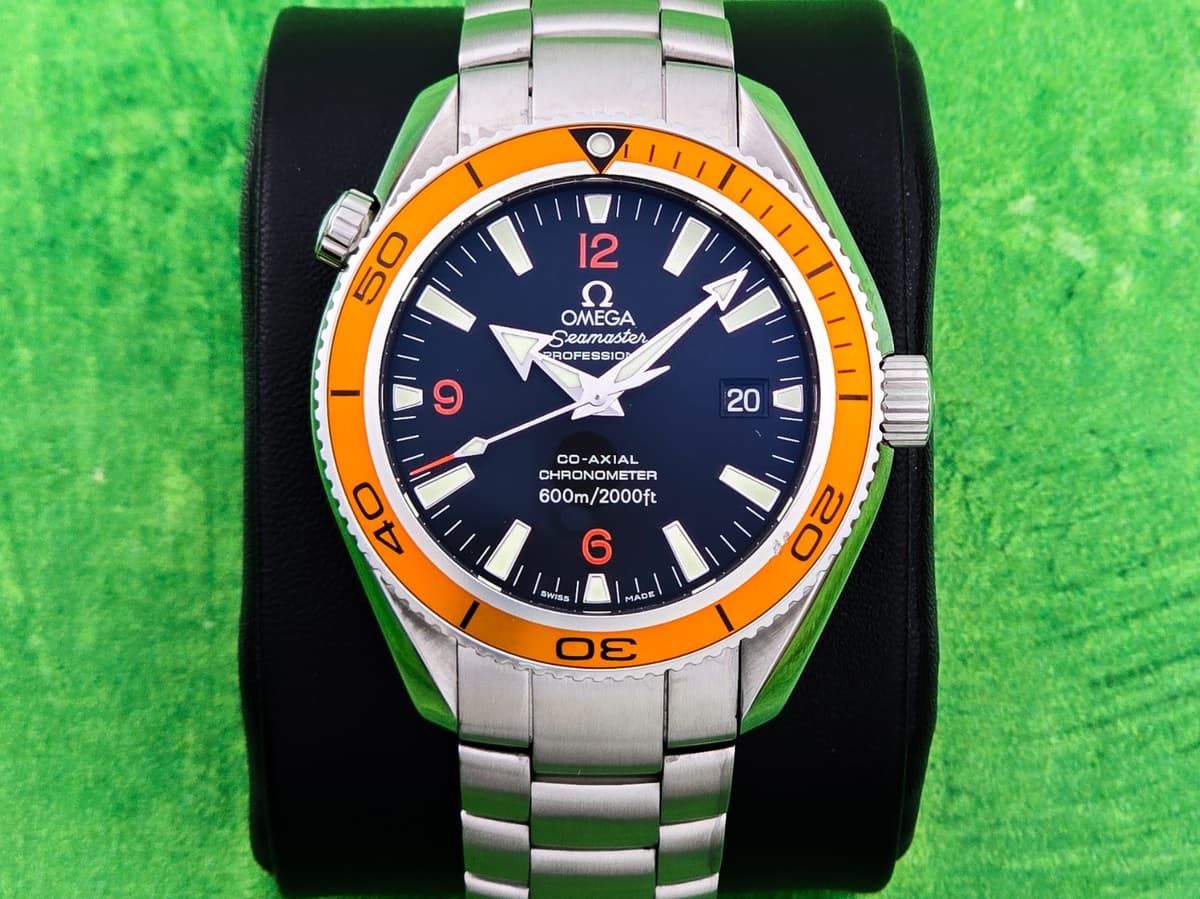 Omega Seamaster Planet Ocean 42mm - Orange Bezel Orange Index - 2209.50 - 2011