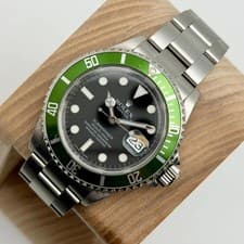 Rolex Submariner Kermit 40mm 16610V Steel Black Dial Automatic Mens Watch