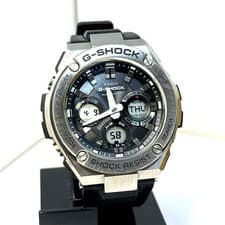 Casio G-Shock GST-W110 Radio Watch