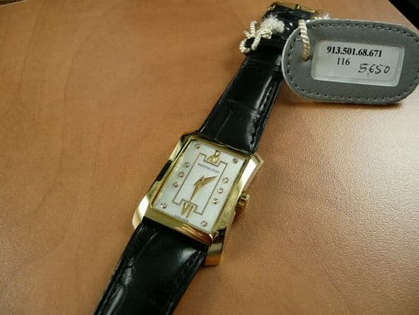 FS: NIB BERTOLUCCI Fascino in 18k YG