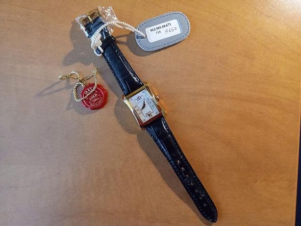 FS: NIB BERTOLUCCI Fascino in 18k YG